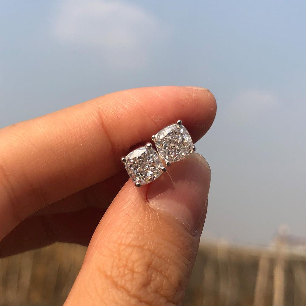 أقراط الماس كلاسيكيةEarringsمجوهرات ميون