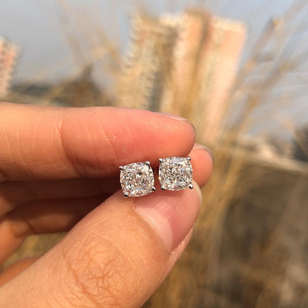 أقراط الماس كلاسيكيةEarringsمجوهرات ميون