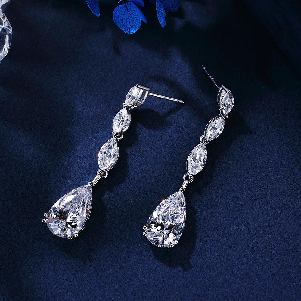أقراط من الفضة الإسترليني فاخرة مرصعةEarringsمجوهرات ميون