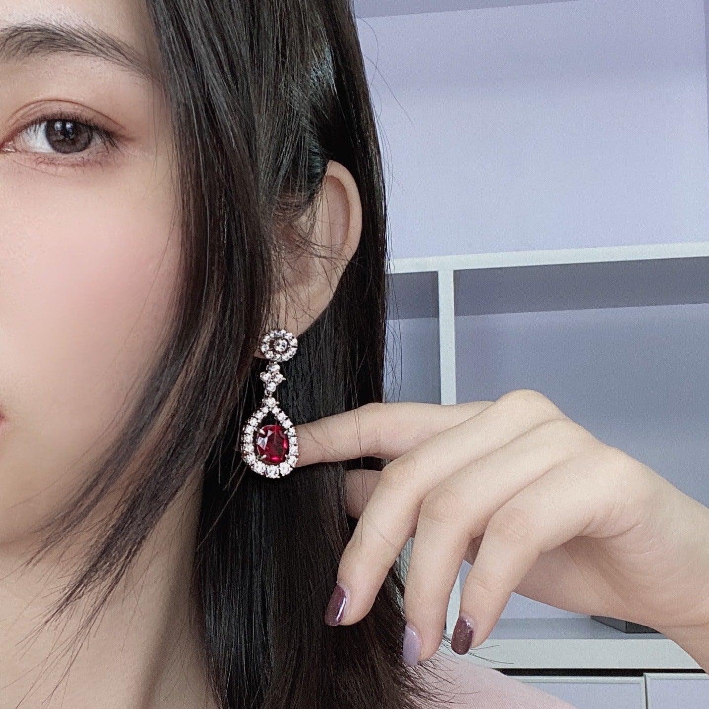 أقراط الياقوت الأحمر بشكل قطرة الماءEarringsمجوهرات ميون