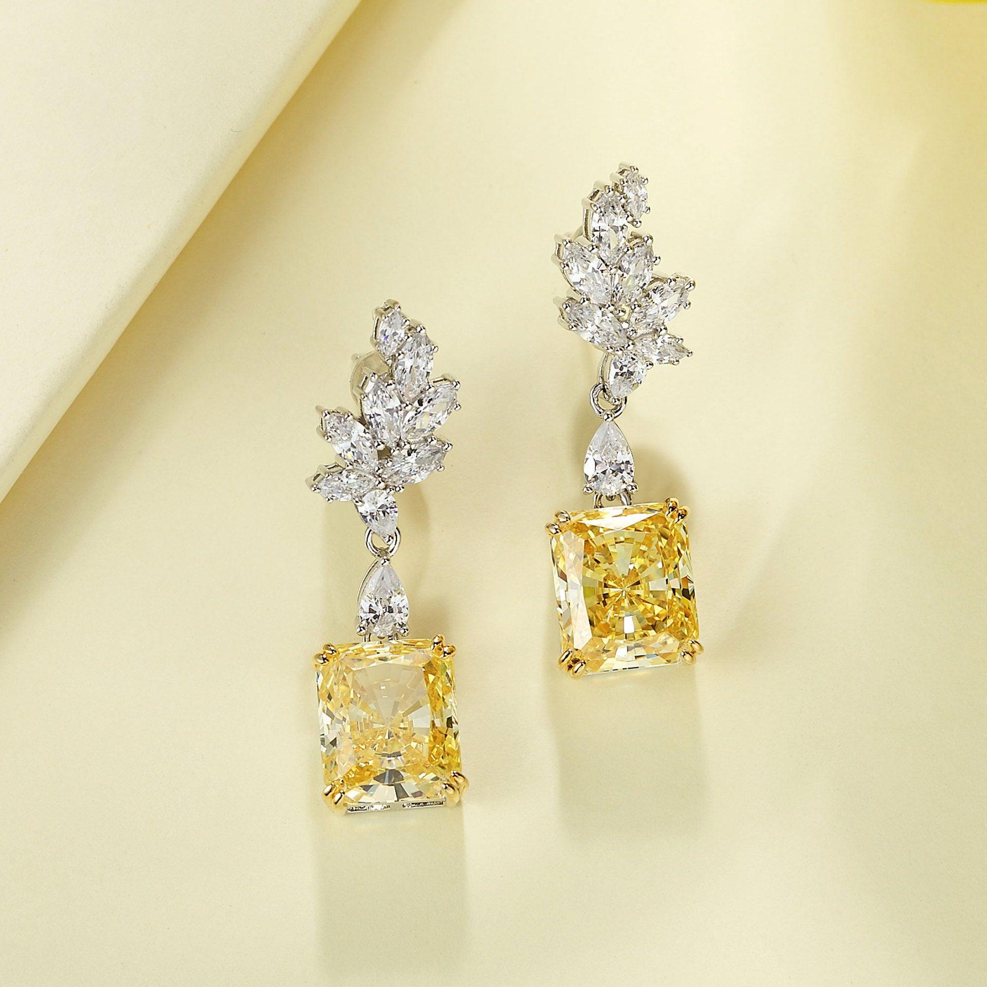 أقراط ماسية ريشة الزهرةEarringsمجوهرات ميون