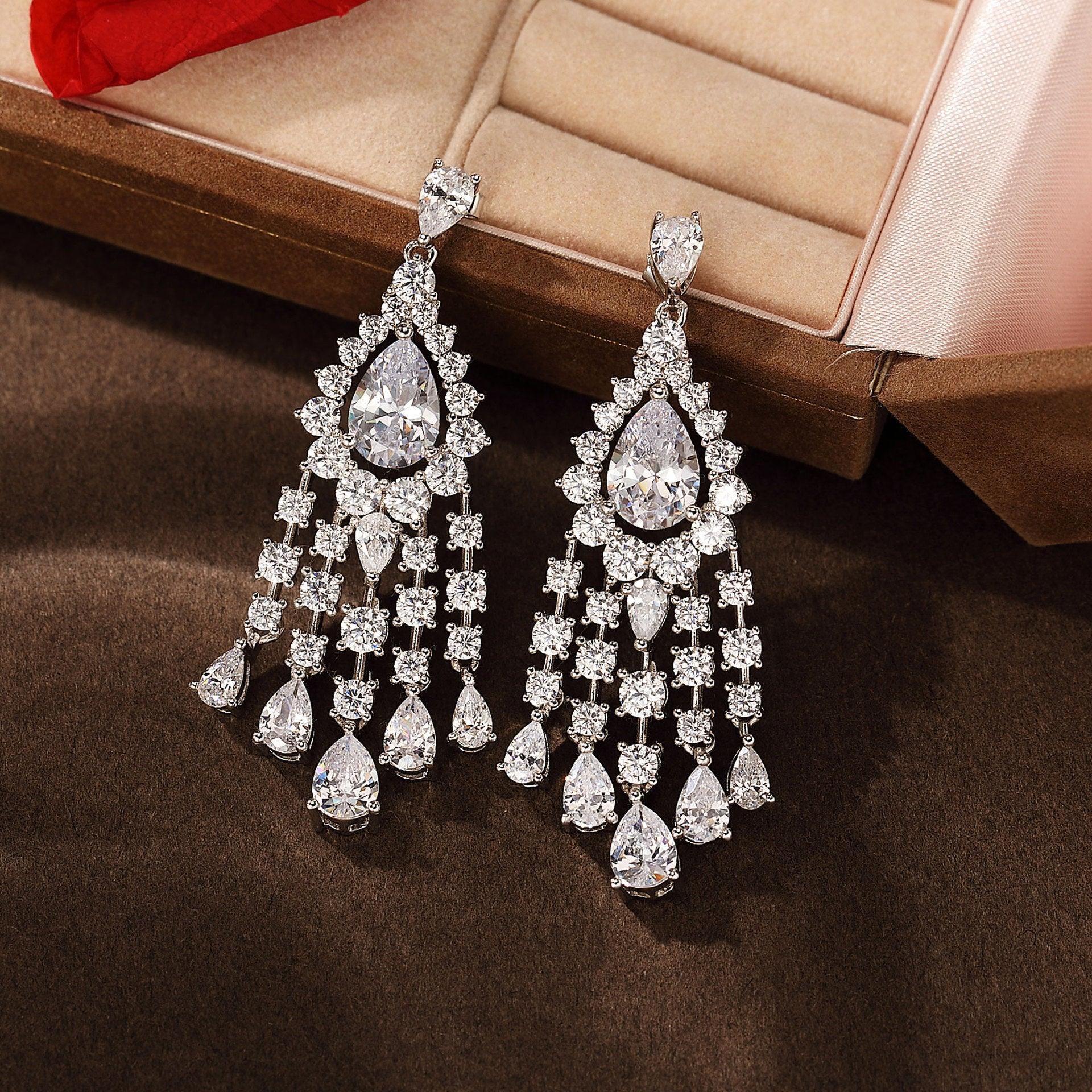 أقراط ماسية من الفضة الإسترلينيEarringsمجوهرات ميون