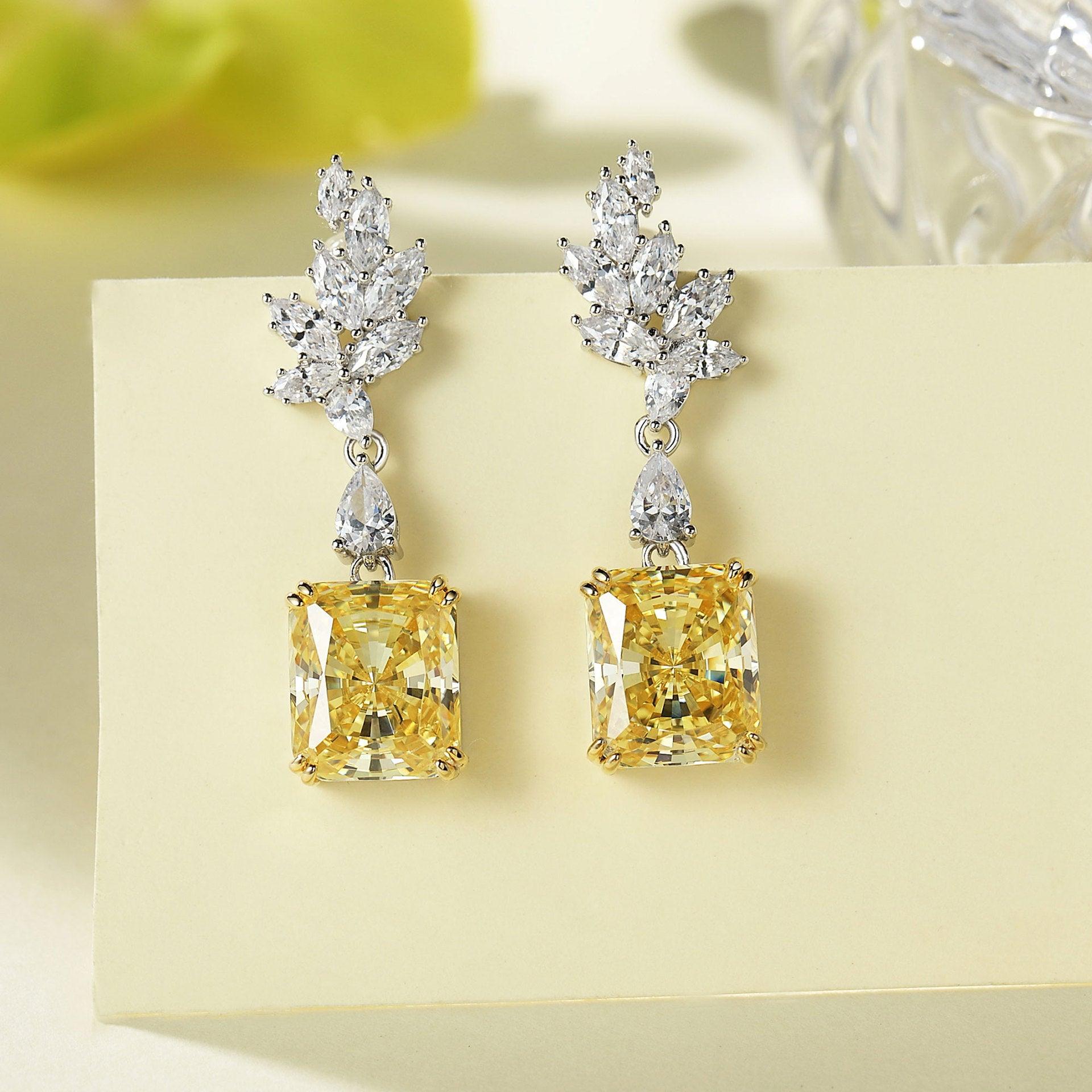 أقراط ماسية ريشة الزهرةEarringsمجوهرات ميون