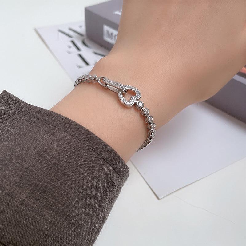سوار القلب من الفضة الاسترليني بسيط مطعمة الماسBraceletsمجوهرات ميون