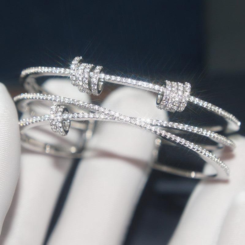 سوار نسائي متعدد الطبقات مرصع بالألماسBraceletsمجوهرات ميون