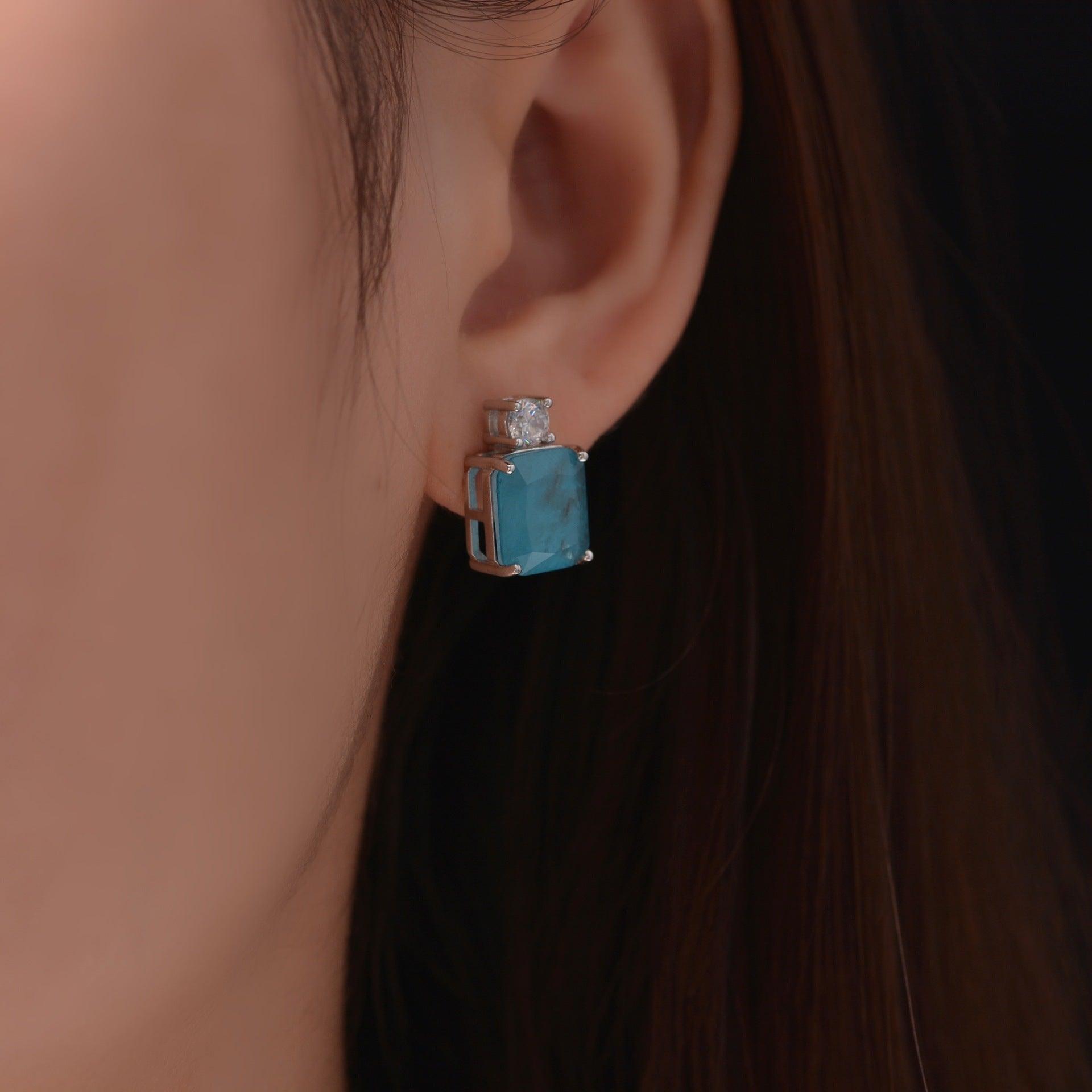 أقراط البحر الأزرق مطعمة بالماسEarringsمجوهرات ميون
