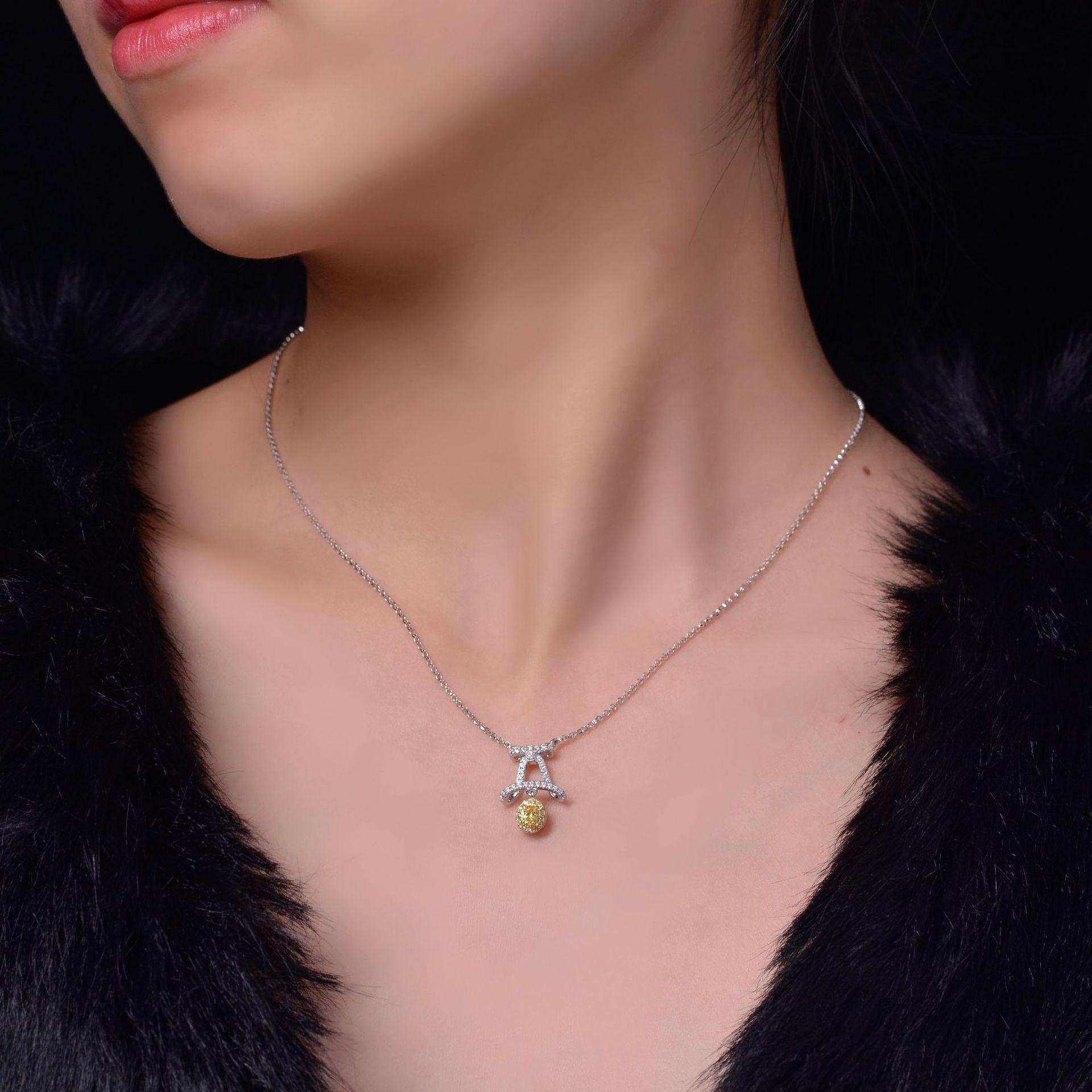 قلادة من الألماس شكل بيضة جرس صغيرNecklacesمجوهرات ميون