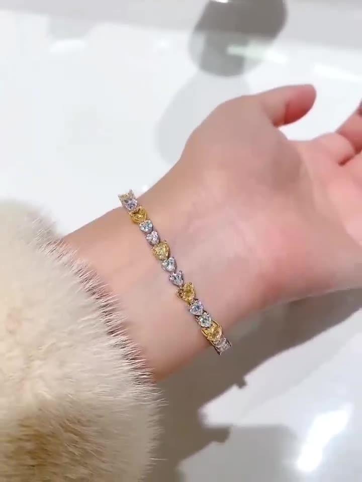 سوار مرصع بالألماس الأصفر على شكل قلب من الفضة و مطلي بالذهب 18 قراطBraceletsمجوهرات ميون