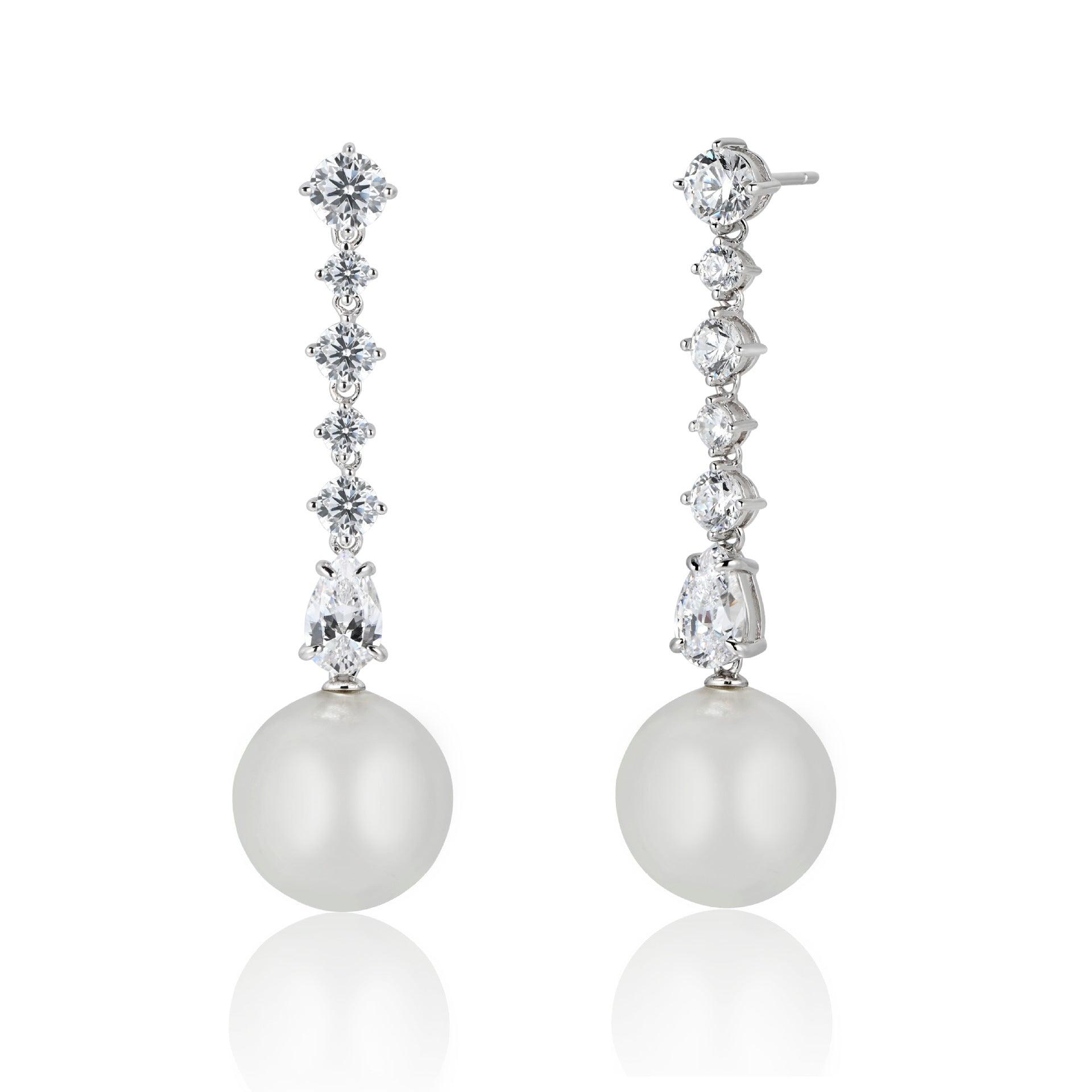 أقراط طويلة من الألماس واللؤلؤEarringsمجوهرات ميون