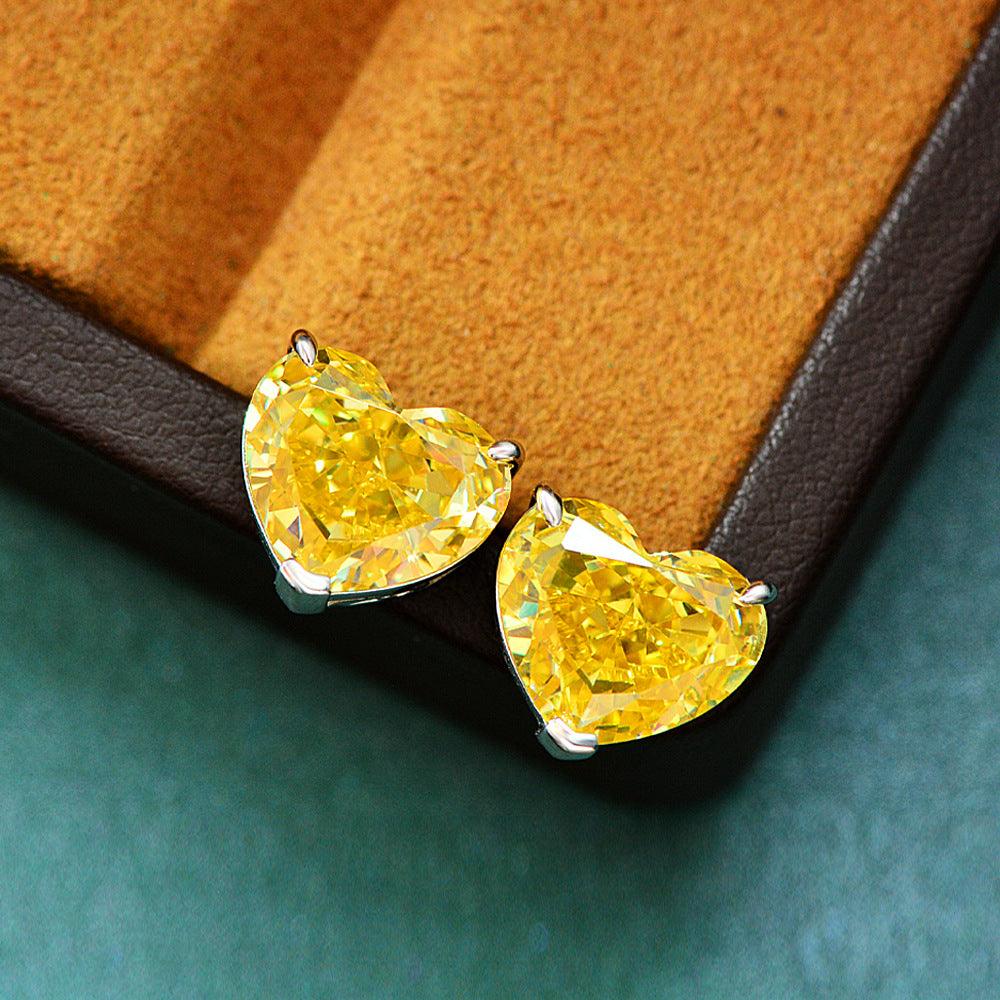 أقراط ألماس على شكل قلبEarringsمجوهرات ميون