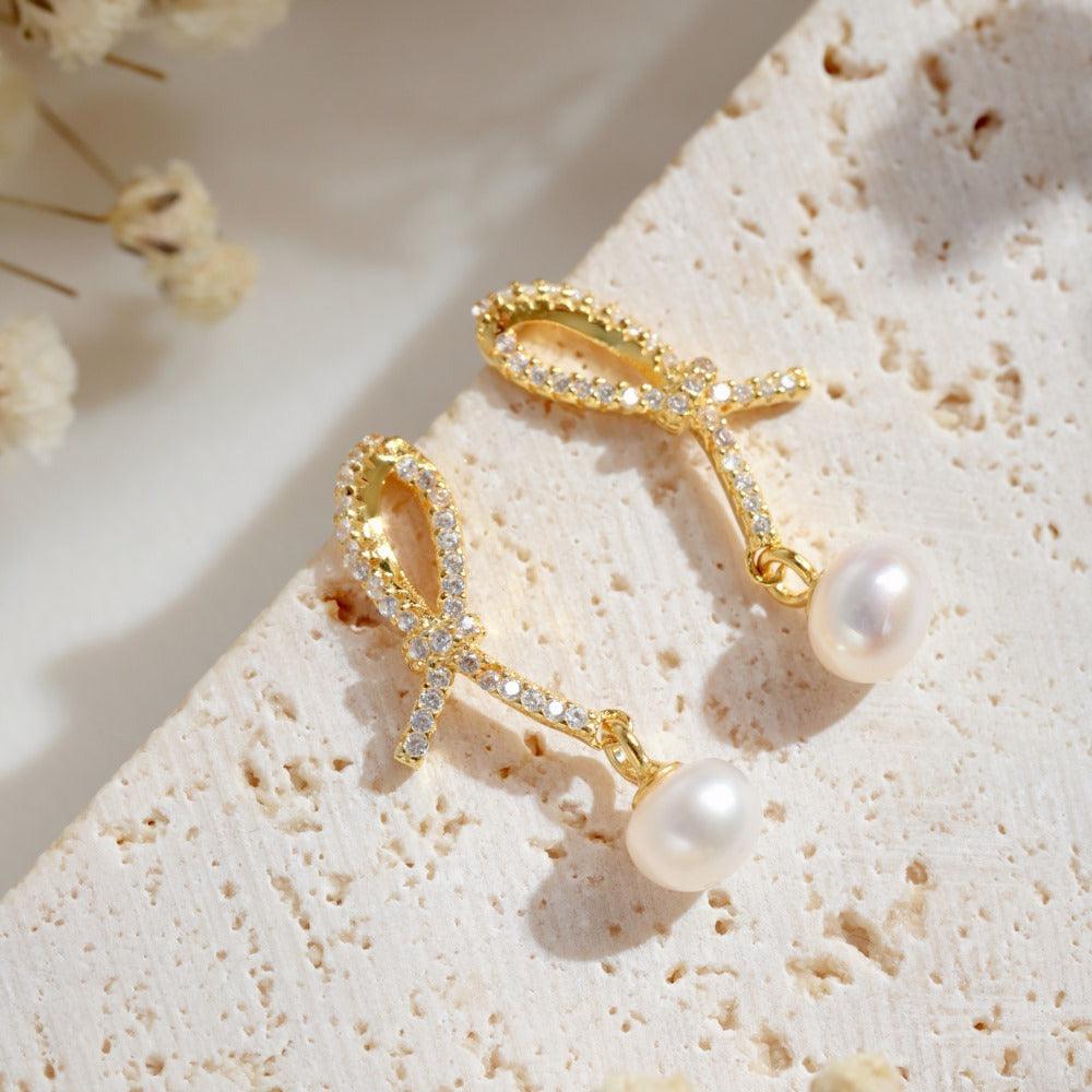 أقراط عقدة اللؤلؤEarringsمجوهرات ميون