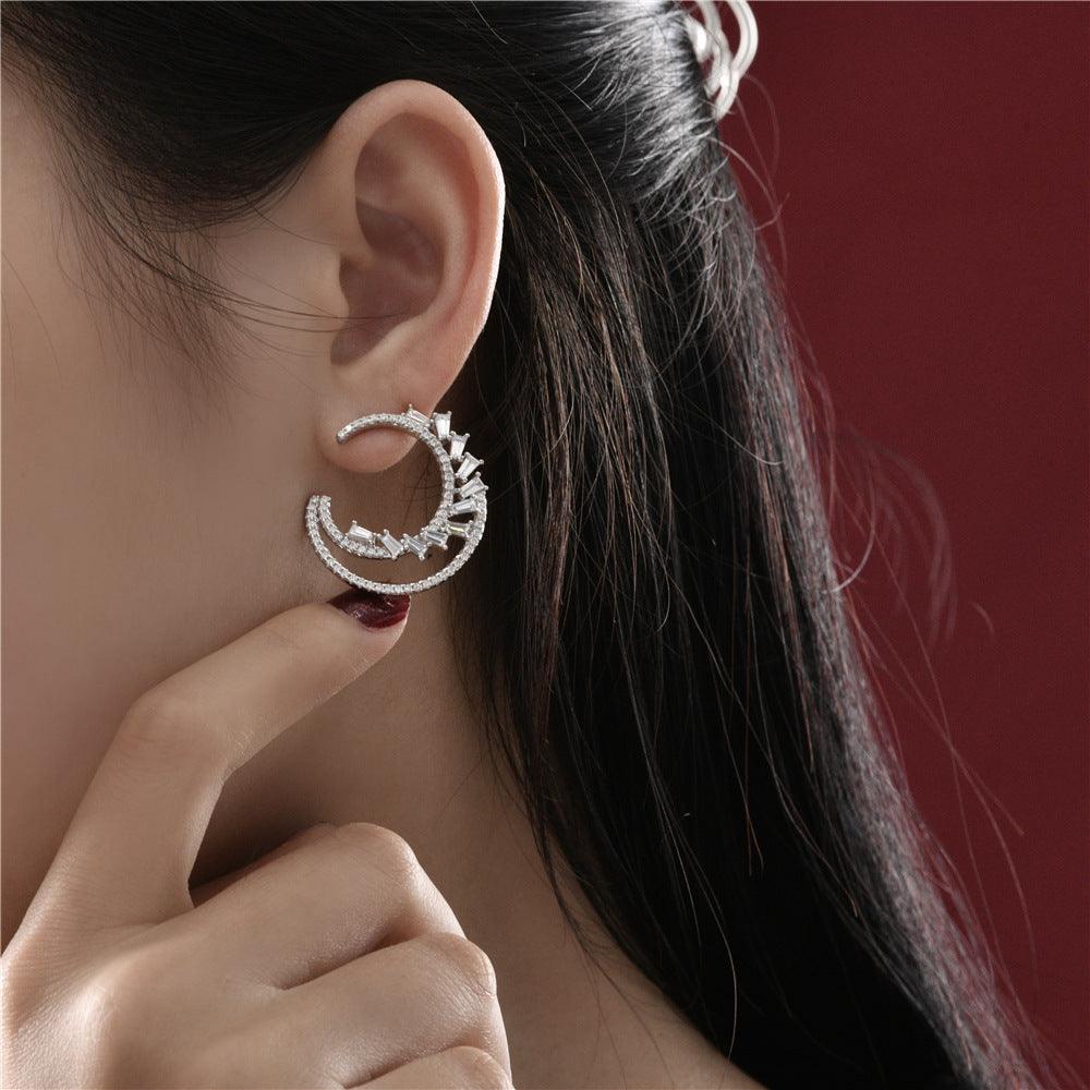 قرط الهلالEarringsمجوهرات ميون