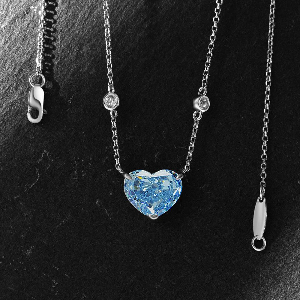 قلادة قلب المحيطNecklacesمجوهرات ميون