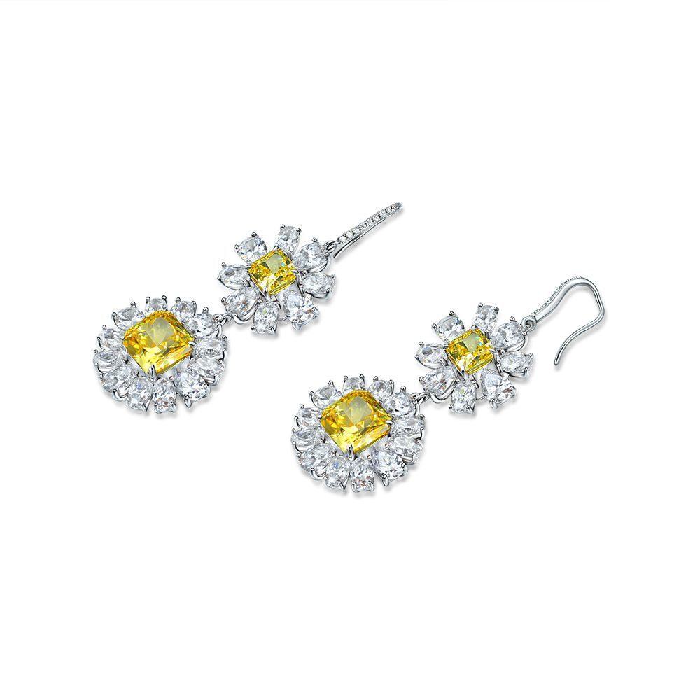 أقراط ألماس على شكل زهرة جليديةEarringsمجوهرات ميون