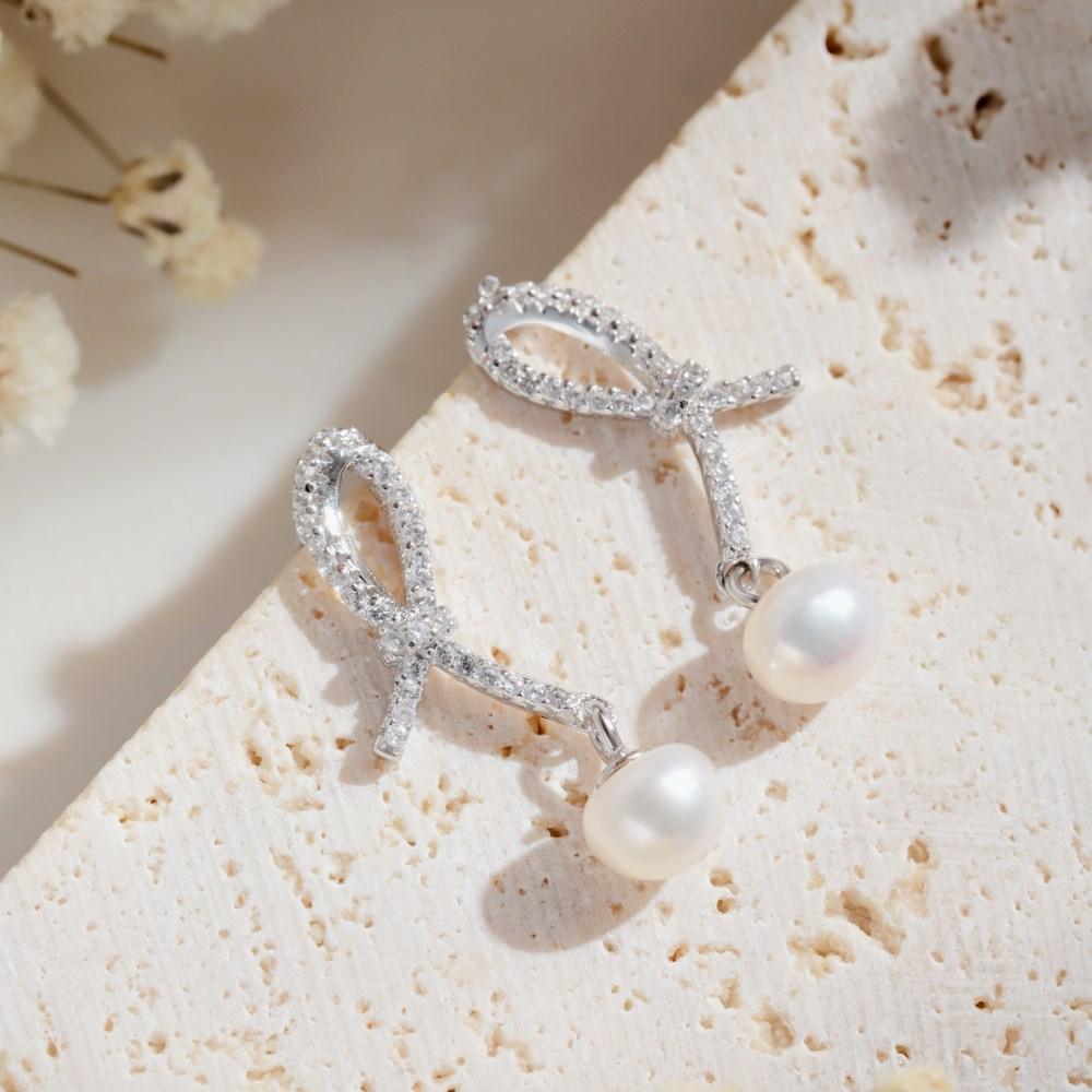 أقراط عقدة اللؤلؤEarringsمجوهرات ميون