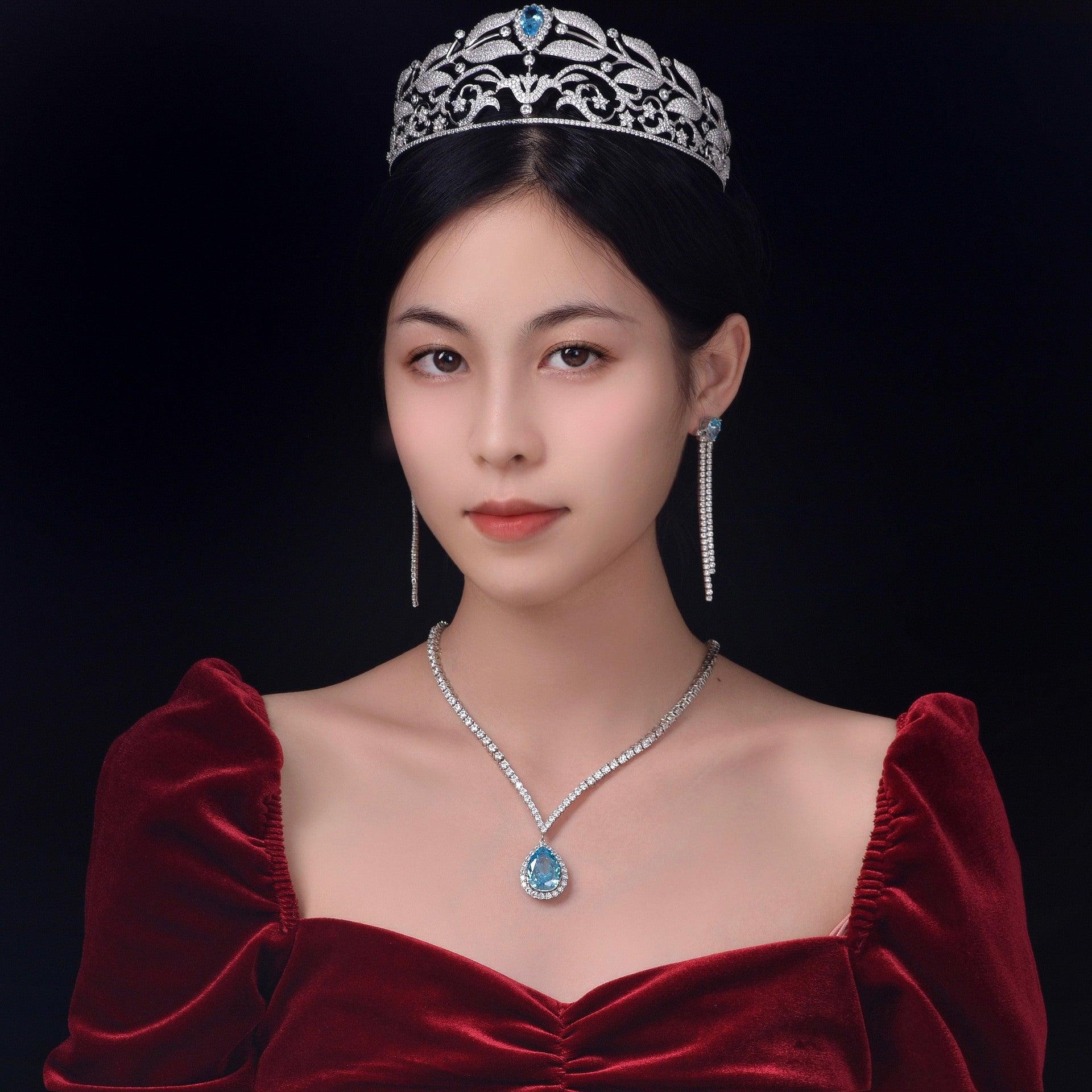 تاج الاغصان الماسيNecklacesمجوهرات ميون