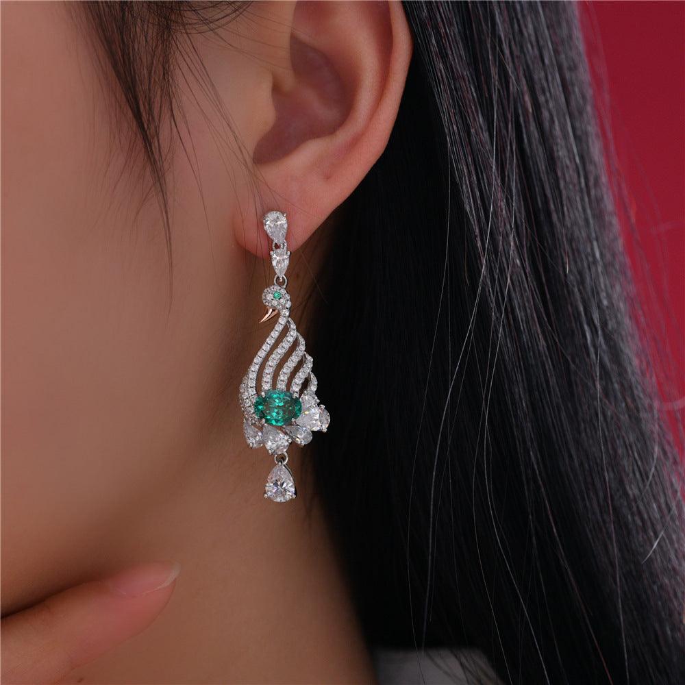 قرط البجعة الماسيةEarringsمجوهرات ميون