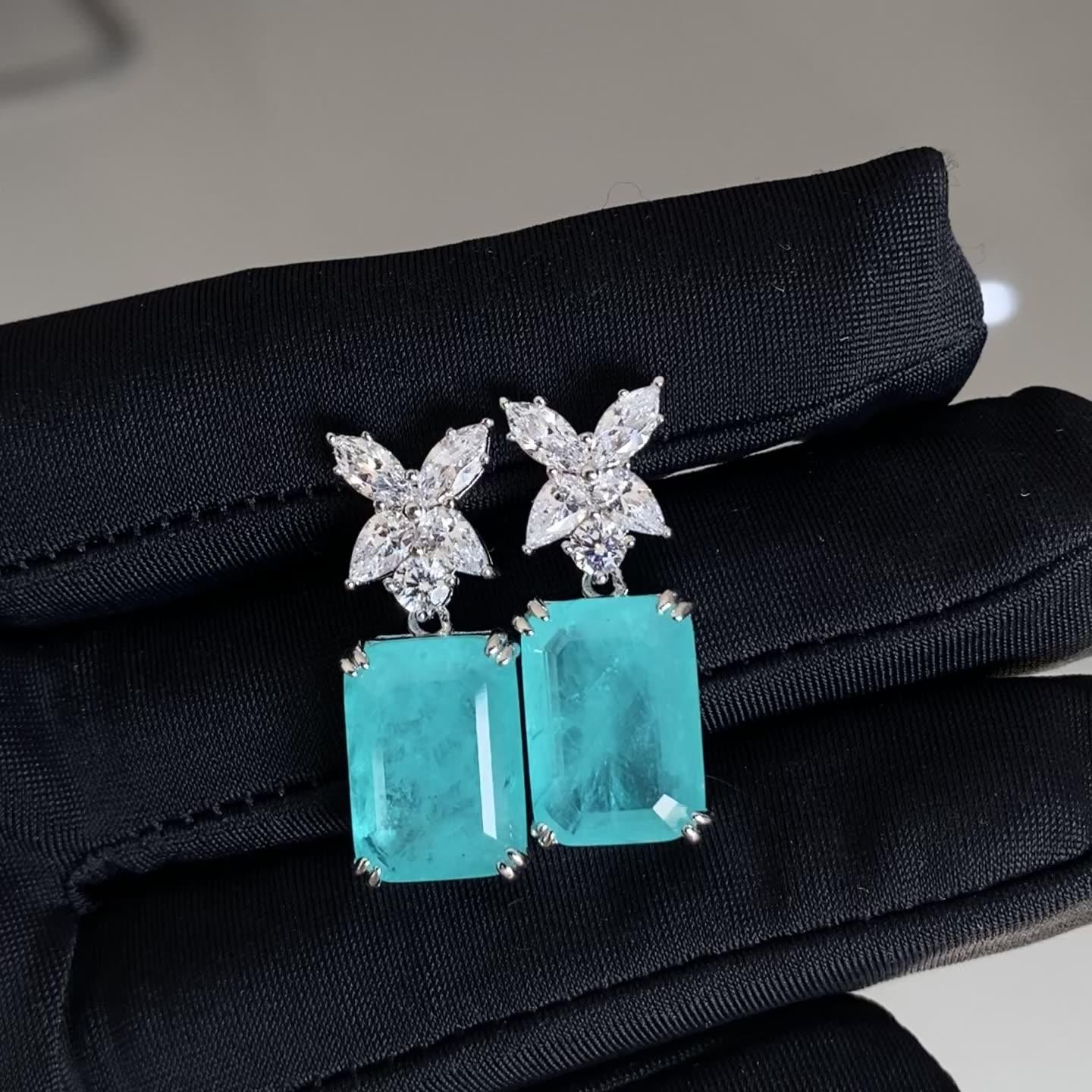 أقراط ماسية باللون البحر الأزرقEarringsمجوهرات ميون