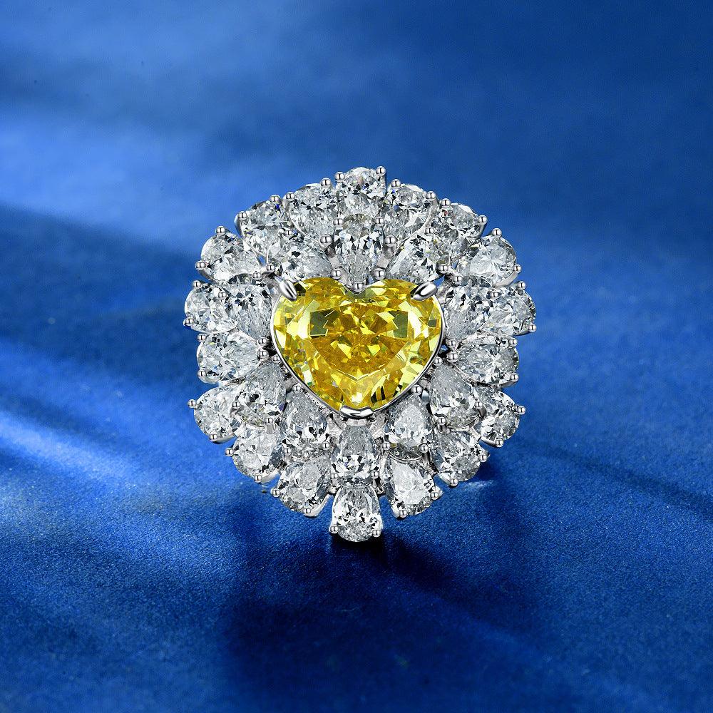 قرط ماسي كبير بشكل قلبRingsمجوهرات ميون