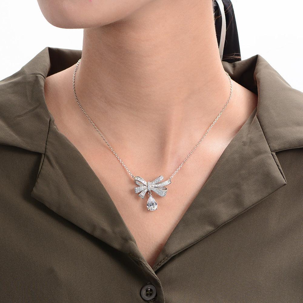 قلادة العقدة من الفضة الإسترلينيNecklacesمجوهرات ميون