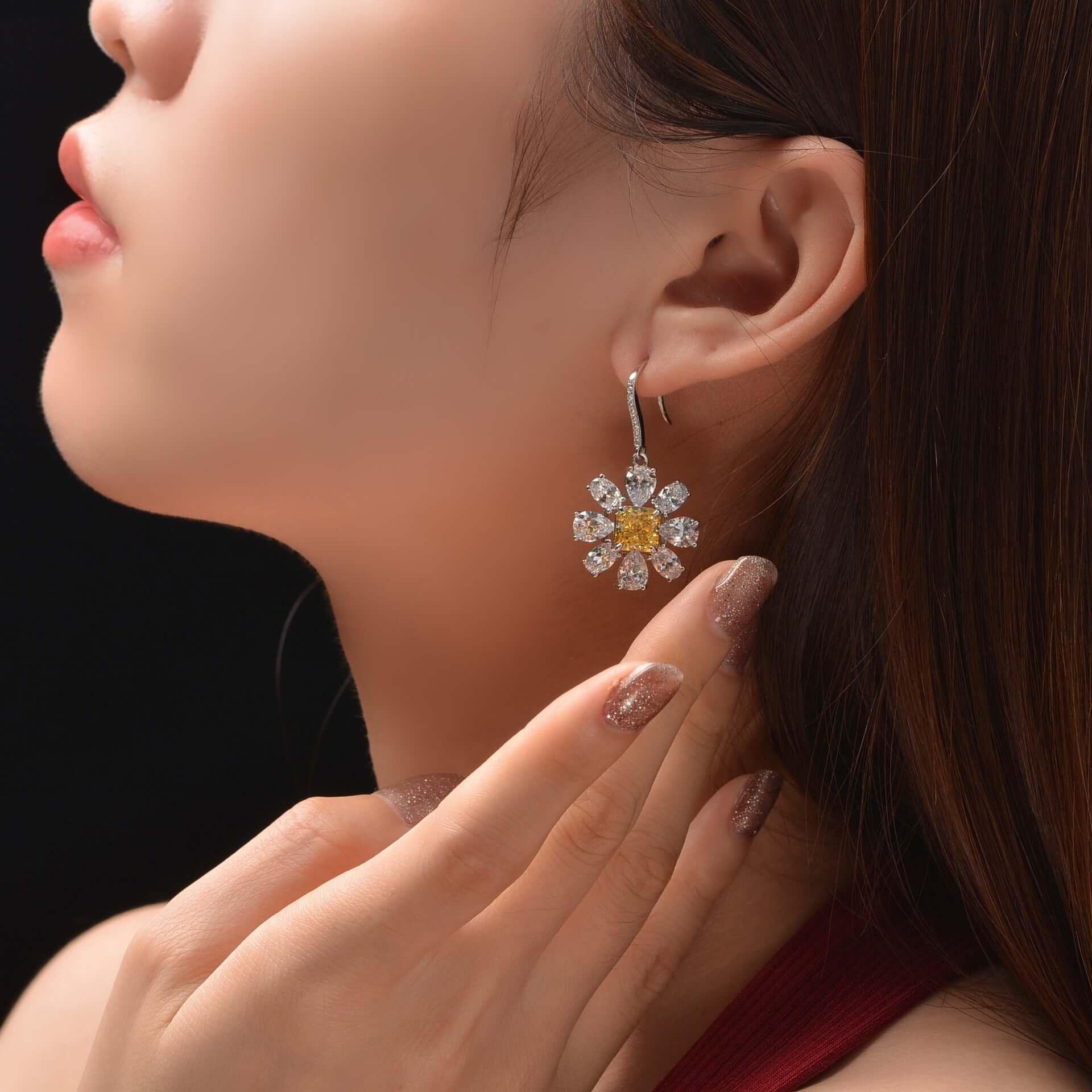 أقراط ألماس الأقحوانEarringsمجوهرات ميون