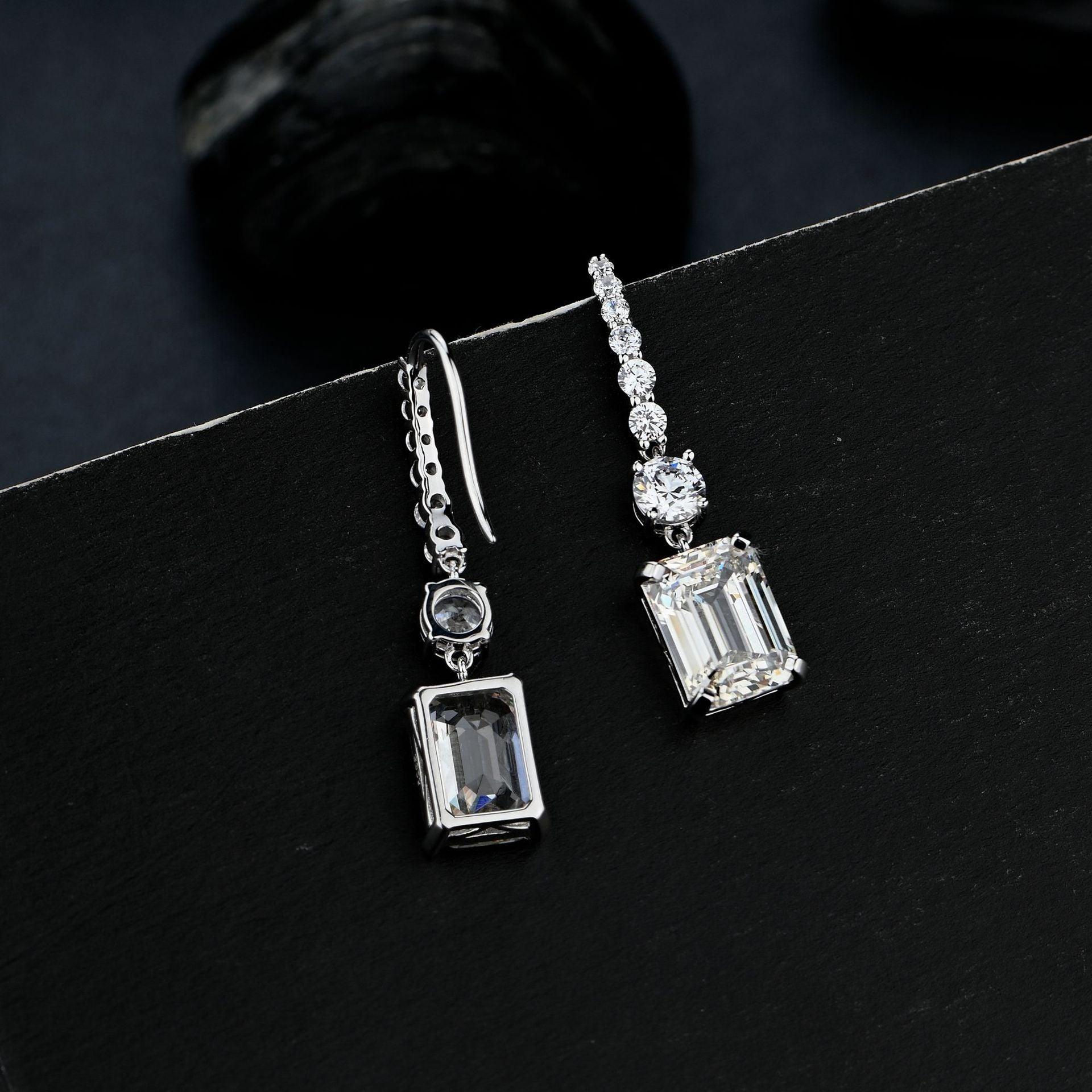 قرط طويل مرصع بالماسEarringsمجوهرات ميون
