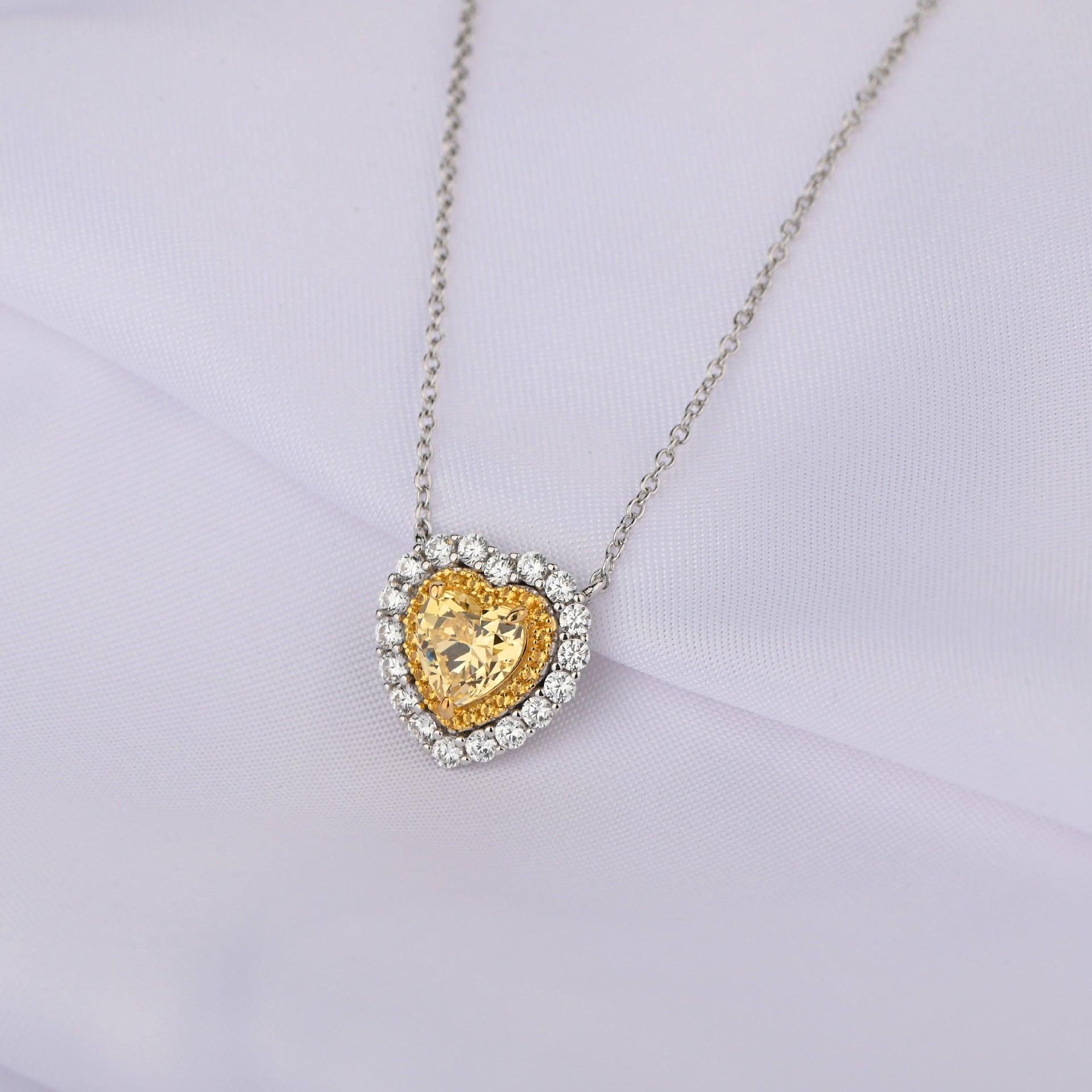 قلادة قلب الماس الأصفرNecklacesمجوهرات ميون