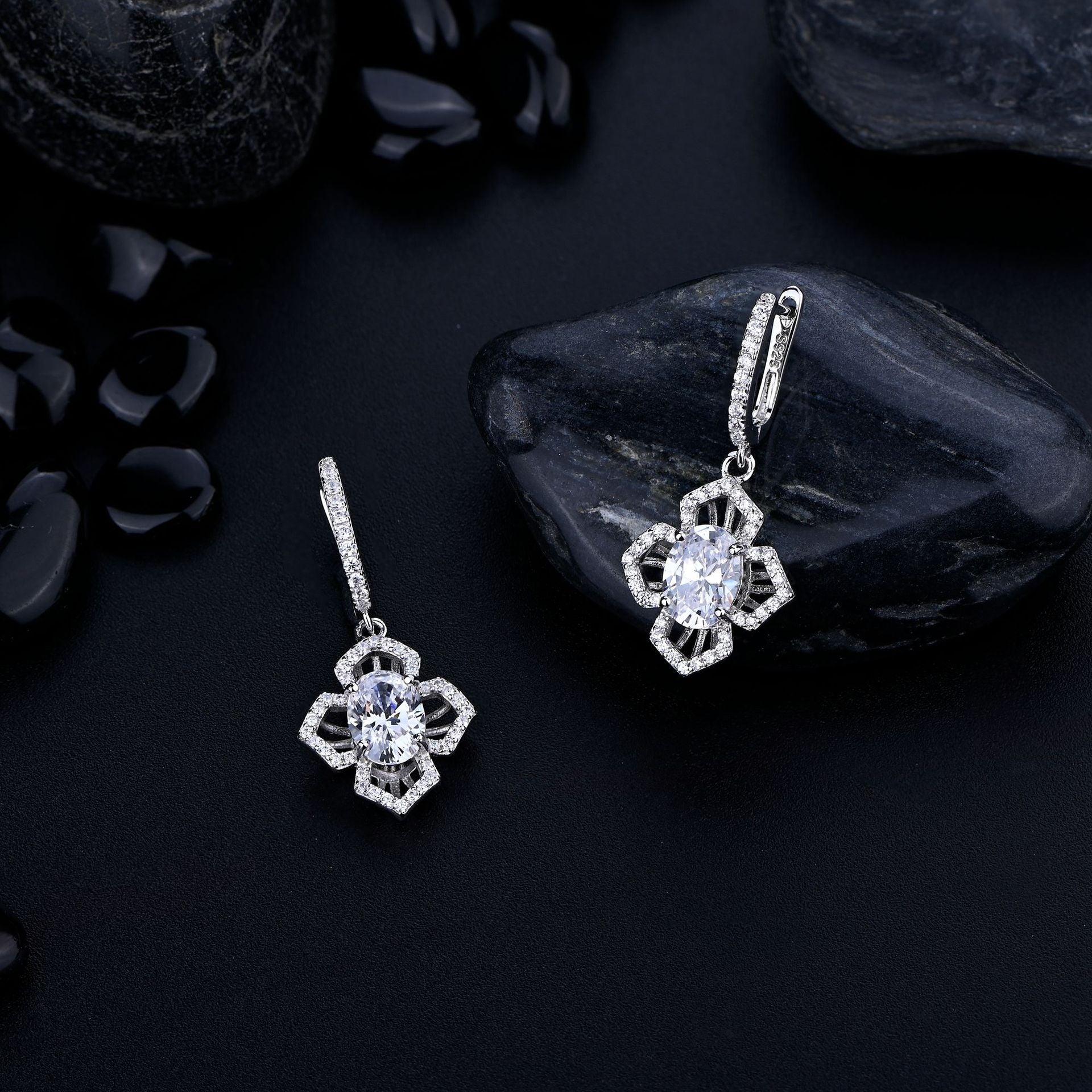 أقراط دينير الفضيةEarringsمجوهرات ميون