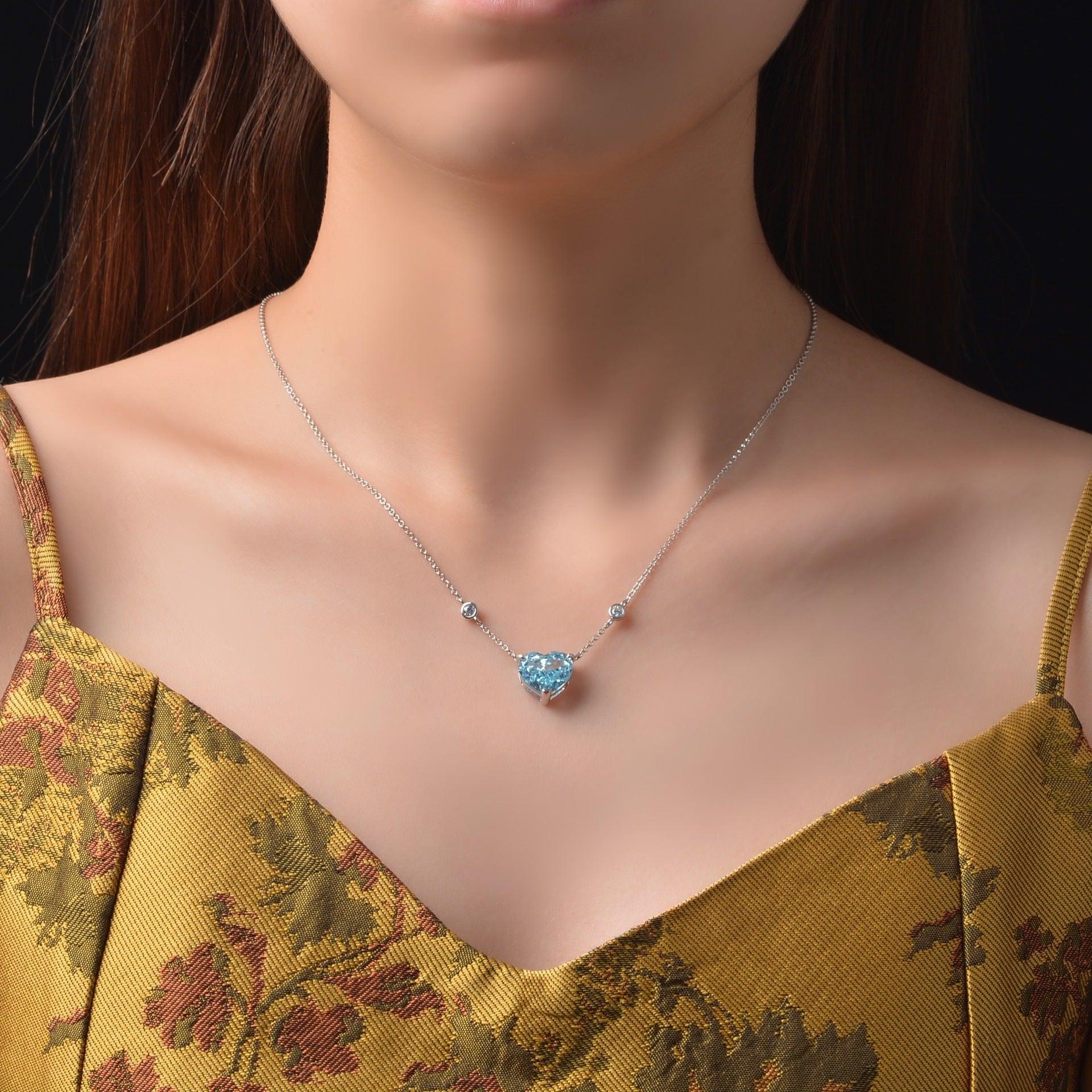 قلادة قلب المحيطNecklacesمجوهرات ميون