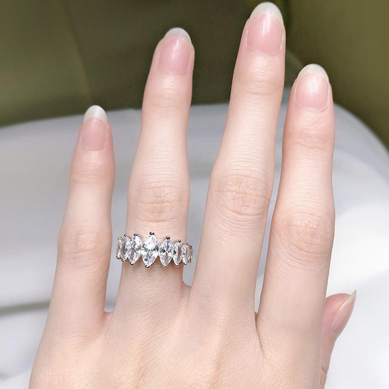 خاتم فضة من اللماس الأبيض الصناعيRingsمجوهرات ميون
