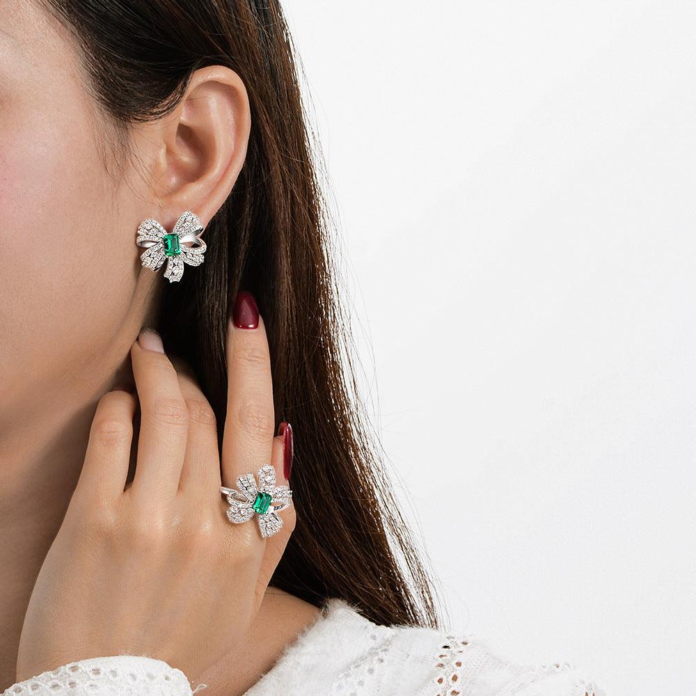 أقراط فراشة الزمردEarringsمجوهرات ميون