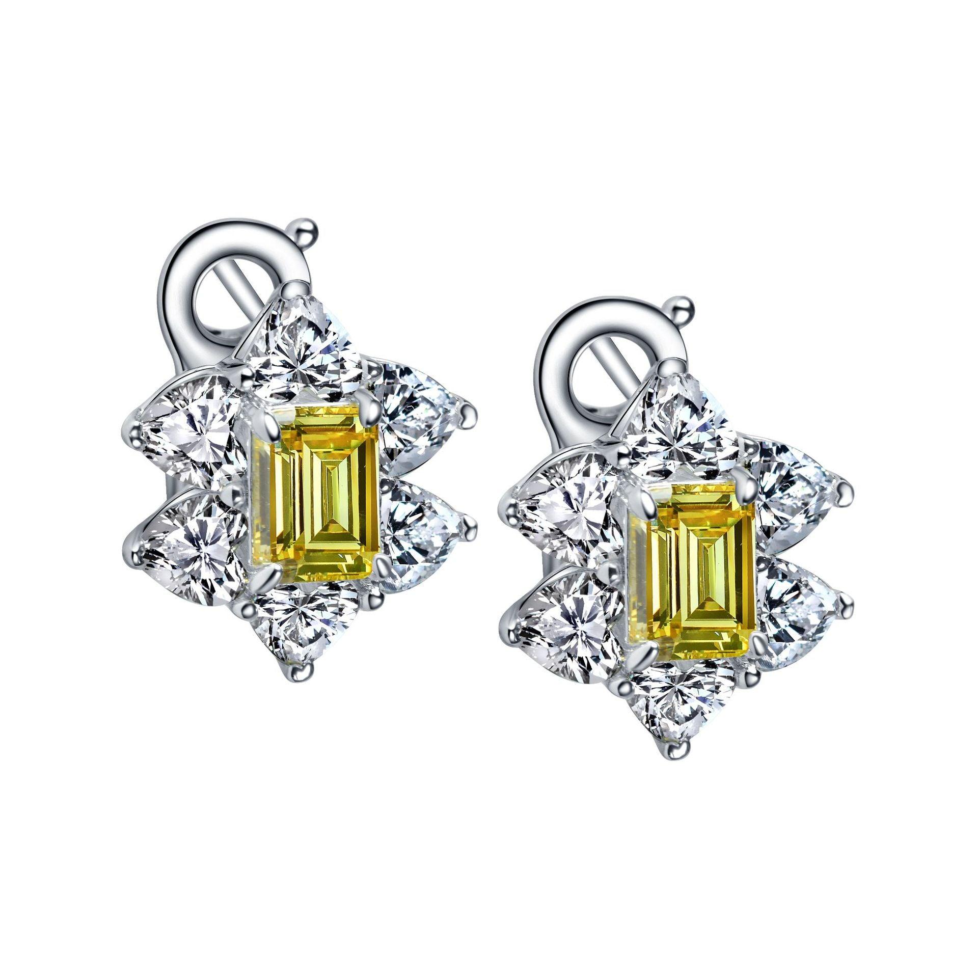أقراط الزمرد بتصميم زهرةEarringsمجوهرات ميون