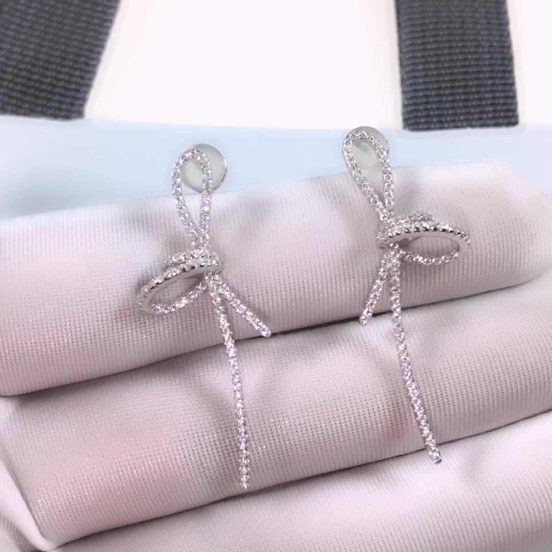أقراط العقدة من فضة و الماسEarringsمجوهرات ميون