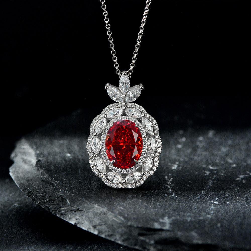 سلسال زهرة الجليد الياقوتيNecklacesمجوهرات ميون